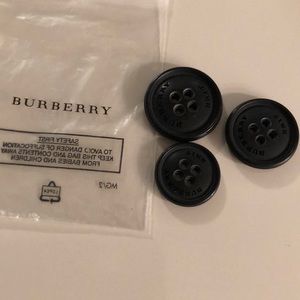 burberry buttons